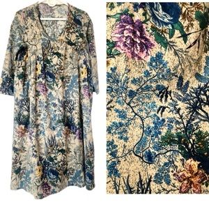Lian Xun floral shift dress size large